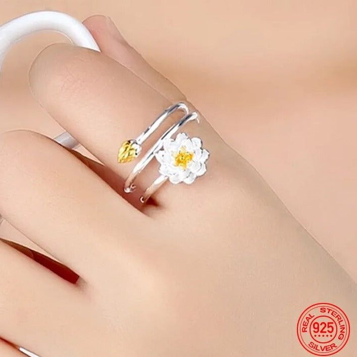 Charm Lotus Ring - DKLOR -  -  